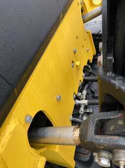 Diesel Forklifts 2010  Yale GDP40VX5 (6)