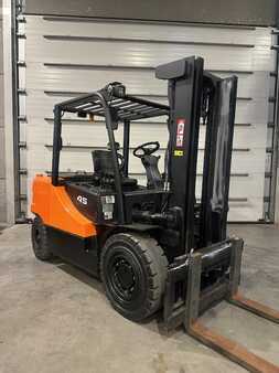 Dieseltrukki 2012  Doosan D45SC-5 (1)