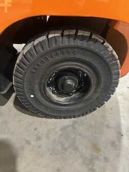 Dieseltrukki 2012  Doosan D45SC-5 (12)