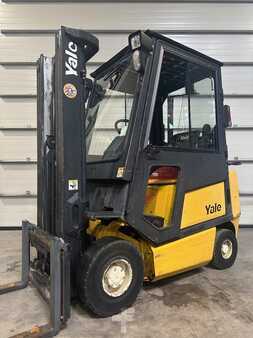 Treibgasstapler 2003  Yale GLP16AF triplex cabine (4)
