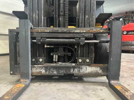Treibgasstapler 2003  Yale GLP16AF triplex cabine (5)