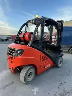 Empilhador a gás 2009  Linde H25T (4)