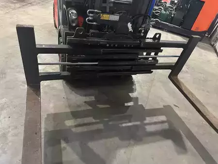 Nestekaasutrukki 2019  Linde H25T-02 (6)