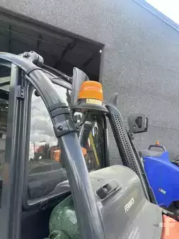 Empilhador a gás 2007  Linde H25T (14)