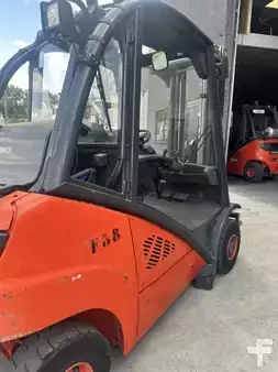 Empilhador a gás 2007  Linde H25T (3)