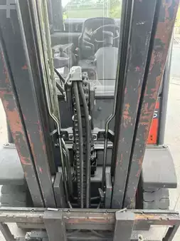 Empilhador a gás 2007  Linde H25T (6)