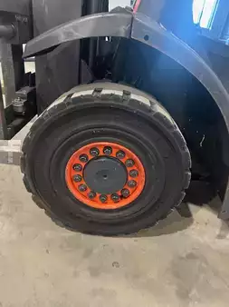 Nestekaasutrukki 2008  Linde H25T (15)