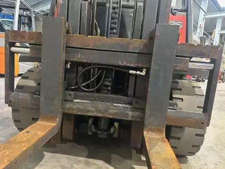 Nestekaasutrukki 2008  Linde H25T (5)