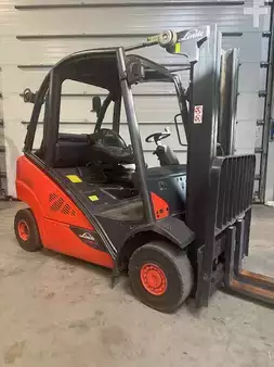 Nestekaasutrukki 2014  Linde H25T-02 (1)