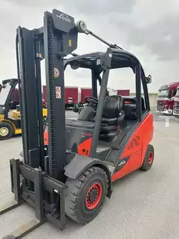 Wózki gazowe 2017  Linde H30T-02 3297 heures (1)