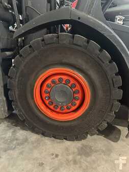 Nestekaasutrukki 2018  Linde H30T-03 (12)