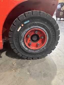Nestekaasutrukki 2018  Linde H30T-03 (13)