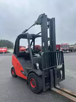Wózki gazowe 2018  Linde H30T-02  974 heures triplex 5950mm (1)