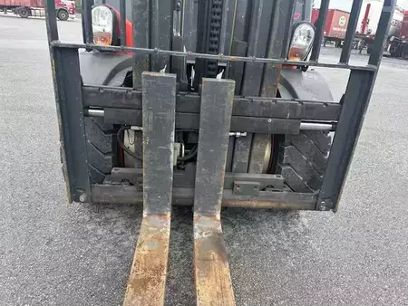 Wózki gazowe 2018  Linde H30T-02  974 heures triplex 5950mm (5)