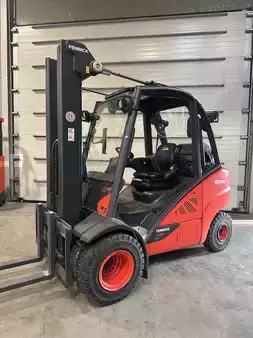 Wózki gazowe 2018  Linde H30T-02 triplex reconditionné (1)