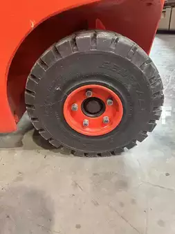 Wózki gazowe 2018  Linde H30T-02 triplex reconditionné (13)