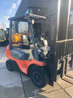 LPG Forklifts 2003  Toyota 42-7FGF20 (1)