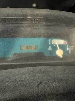 LPG Forklifts 2002  Toyota 42-7FGF25 TDL/positionneur (9)