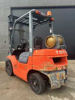 LPG VZV 2005  Toyota 42-7FGF25 TDL (2)