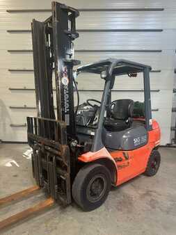 Gasoltruck 2005  Toyota 42-7FGF25 TDL/positionneur (1)