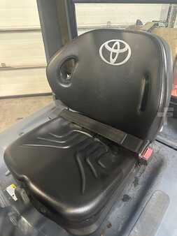 Gasoltruck 2006  Toyota 42-7FGF25 TDL/écarteur (9)