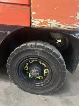 LPG Forklifts 2006  Toyota 42-7FGF25 TDL/écarteur (13)