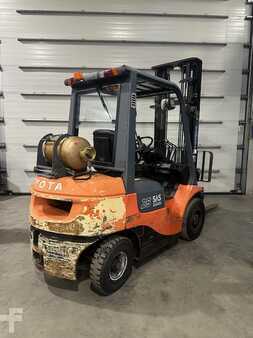 Gasoltruck 2006  Toyota 42-7FGF25 TDL/écarteur (4)