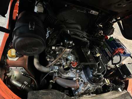 LPG VZV 2007  Toyota 42-7FGF25 TDL/écarteur (18)