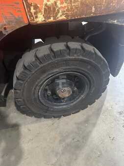 LPG VZV 2007  Toyota 42-7FGF25 TDL/écarteur (12)