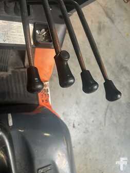 LPG VZV 2007  Toyota 42-7FGF25 TDL/écarteur (8)