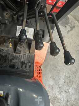 LPG VZV 2007  Toyota 42-7FGF25 TDL/écarteur (12)
