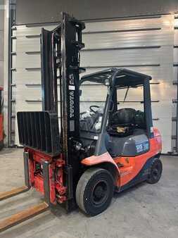 LPG VZV 2007  Toyota 42-7FGF25 TDL/écarteur (2)