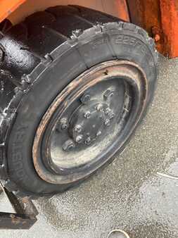 Treibgasstapler 2005  Toyota 02-7FGF30 (18)