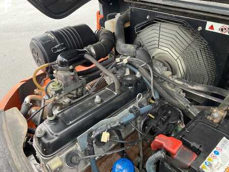 Treibgasstapler 2005  Toyota 02-7FGF30 (7)