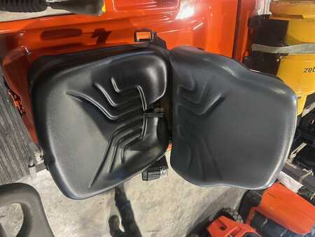 Carretilla elevadora GLP 2002  BT CBG1.5 (8)