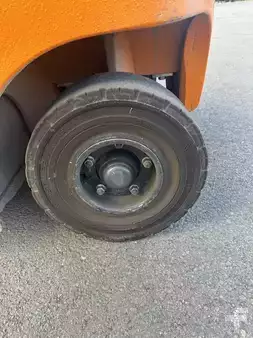 Sähkö - 4 pyör 2018  Still RX60-25 (13)