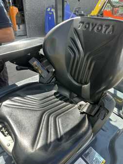 El Truck - 4-hjul 2017  Toyota 8FBM16T (10)
