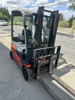 El Truck - 4-hjul 2017  Toyota 8FBM16T (2)