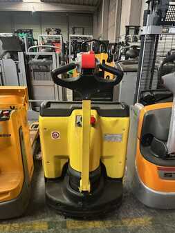 Nízkozdvižný vozík 2015  Hyster P1.8AC (2)