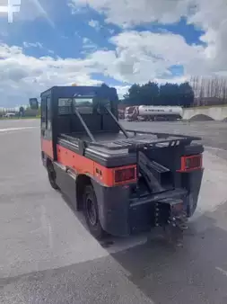 Tracteurs à bagages 2016  Linde P250 (7)