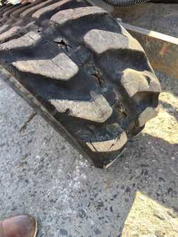 Altri 2023  Takeuchi TB210R (10)