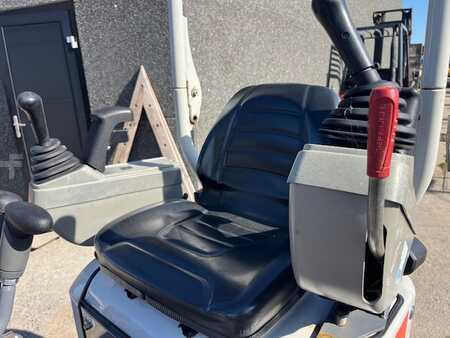 Altri 2023  Takeuchi TB210R (12)