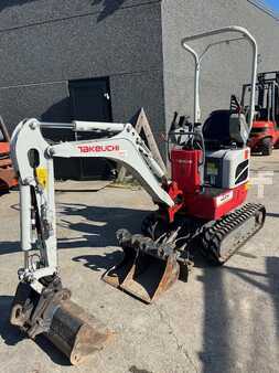 Altri 2023  Takeuchi TB210R (2)
