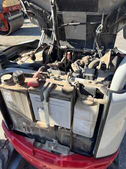 Altri 2023  Takeuchi TB210R (9)