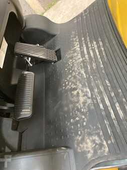 Diesel truck - Yale GDP20MX (8)