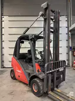 Dízel targoncák 2005  Linde H25D 7832 heures (2)