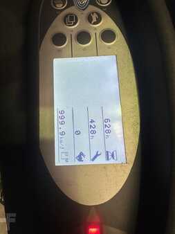 Terminálový traktor 2016  Still LTX70 (5)