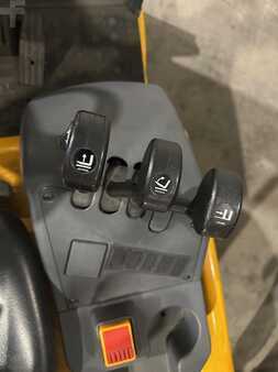 Eléctrico - 3 rodas 2011  Jungheinrich EFG115 (11)