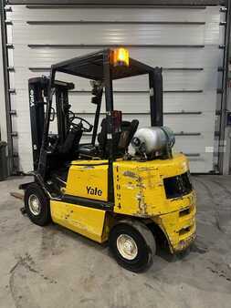 Gázüzemű targoncák 2001  Yale GLP25TFE triplex (4)