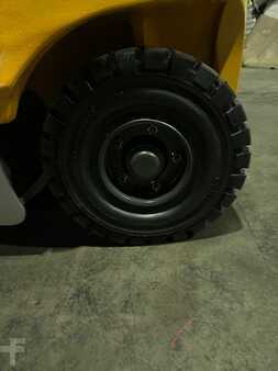 Elektro 4 Rad 2014  Still RX60-25 (12)